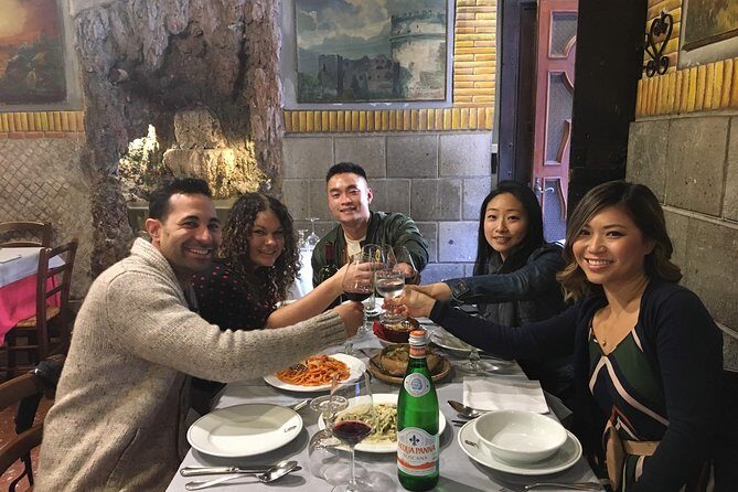 Campo dè Fiori Market and Trevi Fountain Food and Wine Tour in Rome - The guide effect: stories that connect food to Rome