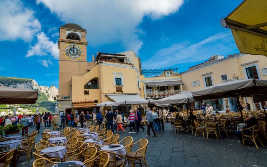 Capri: Boat and Island Tour - The Shared Gozo Boat: Bays and Caves Up Close