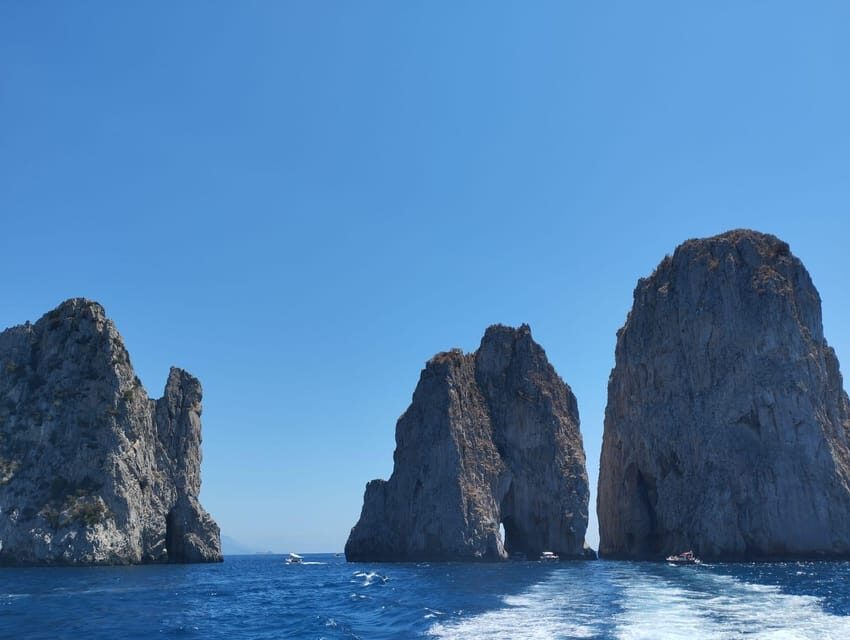 Capri boat experience from Naples - The Faraglioni Boat Cruise (About 1 Hour 15 Minutes)