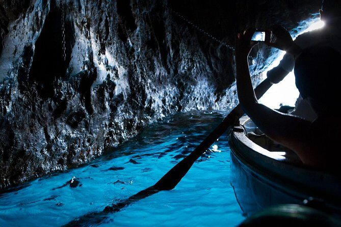 Capri Day Trip from Rome by Bus & Ferry – Guided or Independent - Key highlights at a glance