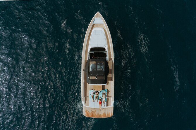 Capri Luxury Private Boat Tour from Capri or Napoli - What’s included on board (and what that means for you)