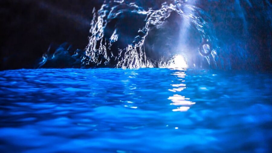 Capri on your own: day trip with typical lunch from Naples - Lunch on Capri: a 3-course break with a drink included
