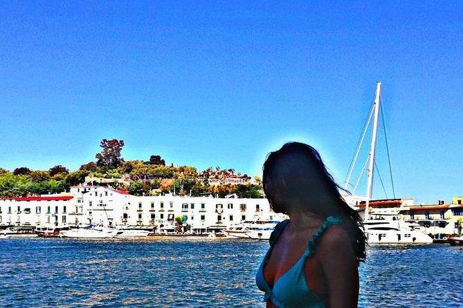 Capri Voucher from Naples: Hydrofoil and Boat Tour Included - Hydrofoil from Naples: the fastest way to start your Capri day
