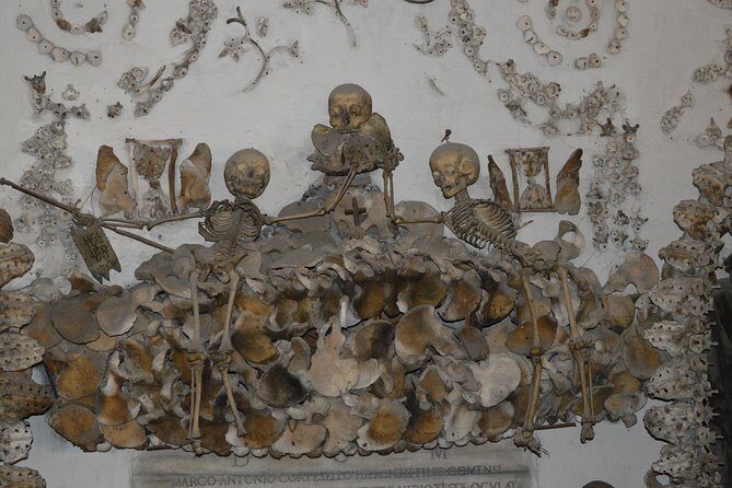 Capuchin Crypts Skip-The-Line Small Group Tour - Meeting at Museo e Cripta dei Cappuccini (Via Vittorio Veneto 27)