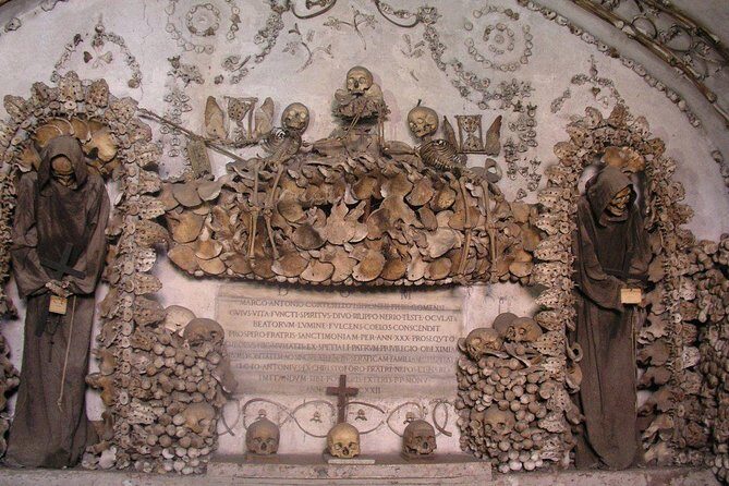 Capuchin Crypts Tour – Fast-Track, Guided or Audio - Meeting Point and the One-Way Flow Into the Crypts