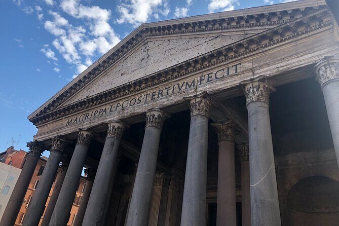 Caravaggio Art Walking Tour of Rome with Pantheon Visit - Stop 5: The Pantheon inside, with tomb stories and architectural cues