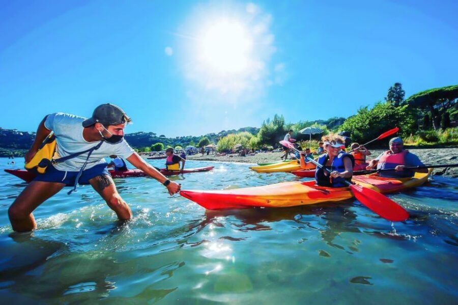 Castel Gandolfo: Kayak Food and Wine Tour - Roman Port Stop at Villa of Domitian