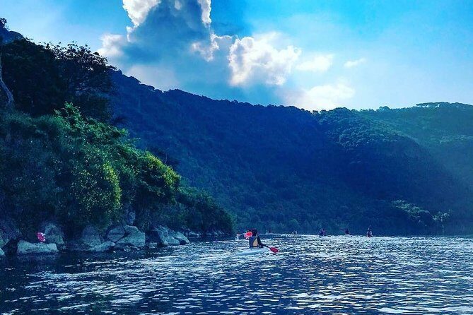 Castel Gandolfo Kayak Tour with Wine and Food Tasting - What’s included (and what you should still bring)