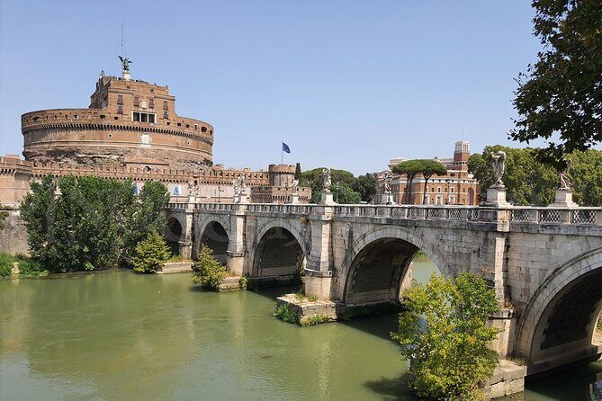 Castel Sant'Angelo Pantheon & Piazza Navona Tour for Kids and Families in Rome - Price check: what $402.38 per person gives your family