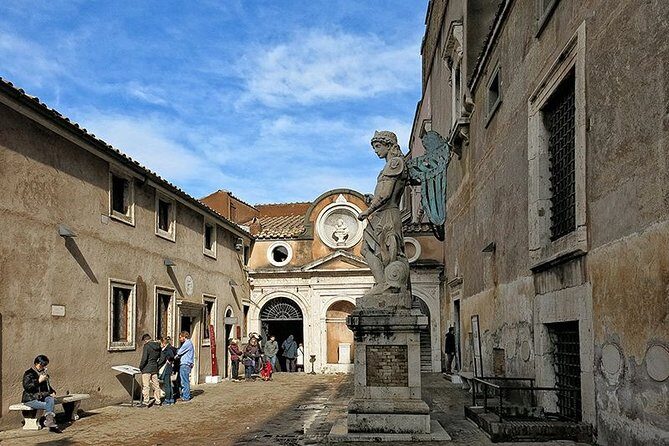 Castel Sant'Angelo Small Group Tour - Meeting at Lungotevere Castello: The Small-Group Advantage