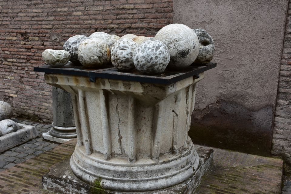 Castel Sant'Angelo | The Tomb of Hadrian Private Guided Tour - Hadrian’s origin: the tomb that became a stage for power