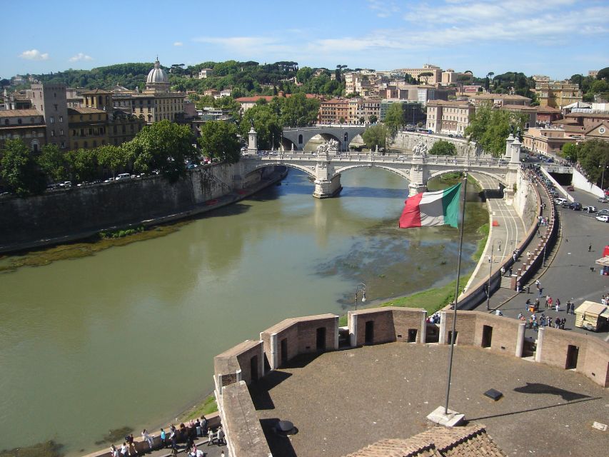 Castel Sant'Angelo | The Tomb of Hadrian Private Guided Tour - Papal rooms and Raphael’s-school frescoes: where decoration meets politics