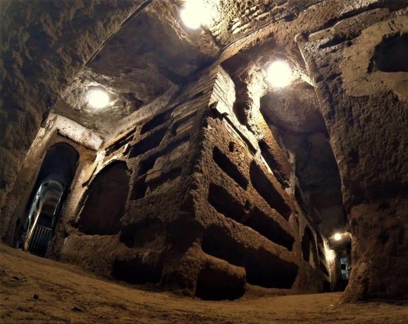 Catacombs of Saint Agnes Entry Ticket & Guided Tour - The Mosaic in the Apse: Agnes Between Leaders