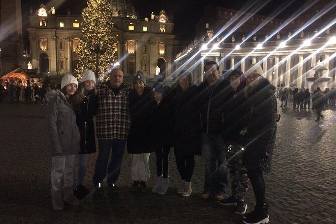 Celebrate Christmas in Rome - Small Group Walking Tour - Spanish Steps to Via dei Condotti: holiday Rome’s glamour walk