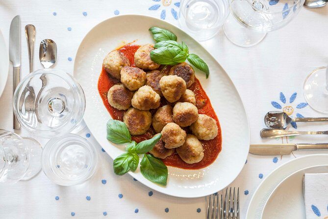 Cesarine: Dining & Cooking Demo at Local's Home in Naples - Who should book this Naples cooking demo (and who should skip it)