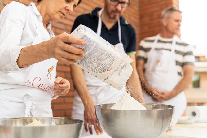 Cesarine: Home Cooking Class & Meal with a Local in Rome - Key things to know before you go