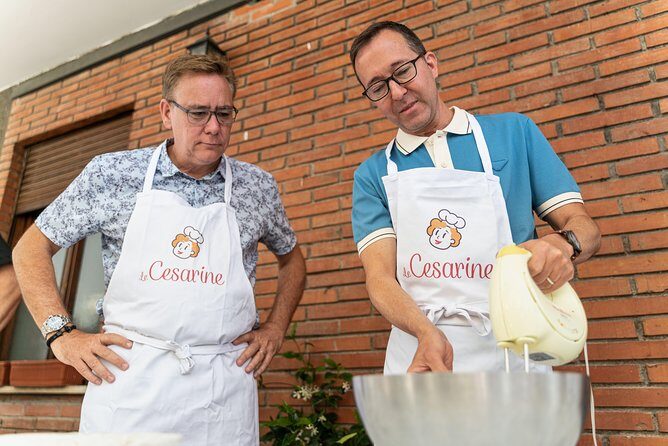 Cesarine: Small group Pasta & Tiramisu class in Rome - Drinks and Meal Timing: Lunch or Dinner, With Water, Wine, Coffee, and Bubbles