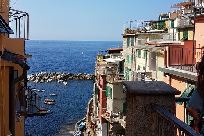 Cinque Terre Private Day Tour from Rome - Stop 3: Corniglia viewpoint and the 365-step reality check