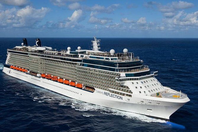 Civitavecchia Port Private Luxury Transfer - Finding your driver fast at Column Orange