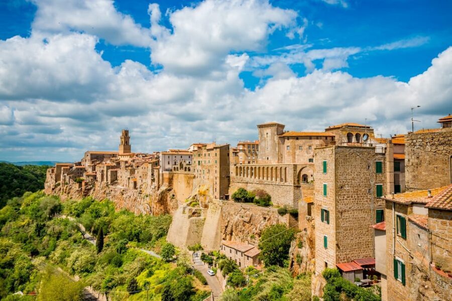 Civitavecchia: Tuscany Full-Day Guided Trip w/Wine Tasting - Pitigliano on tufo: the Small Tuscan Jerusalem experience