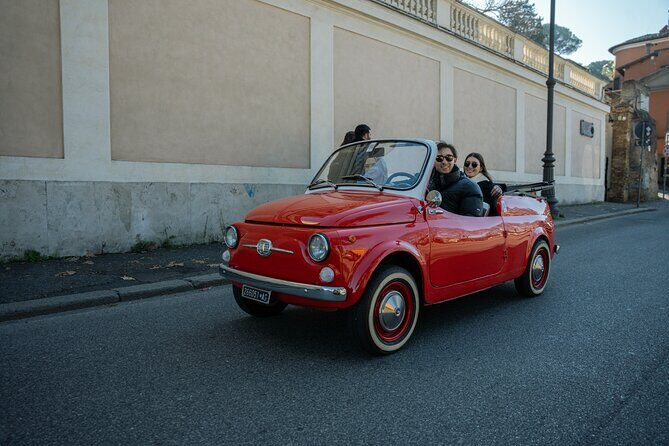 Classic Elegance: Vintage Fiat 500 Cabriolet Rome Tour - Janiculum Hill drive: big skyline views from the moving car