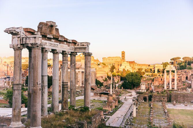 Colosseum & Ancient Rome: Hosted Access with Audio Guide App - Where You Meet: Arch of Constantine, and the one rule that matters most