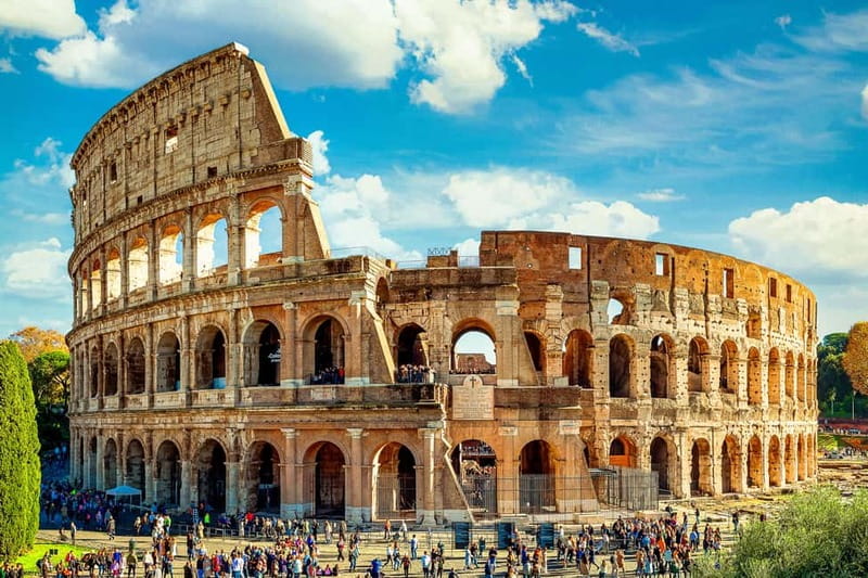 Colosseum & Ancient Rome Tour with Optional Arena Upgrade - Entering the Colosseum: What the Guide Helps You See