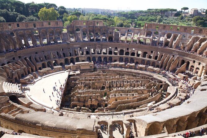 Colosseum and Roman Forum Group Tour or Audio Guided tours - Logistics that can make or break your morning