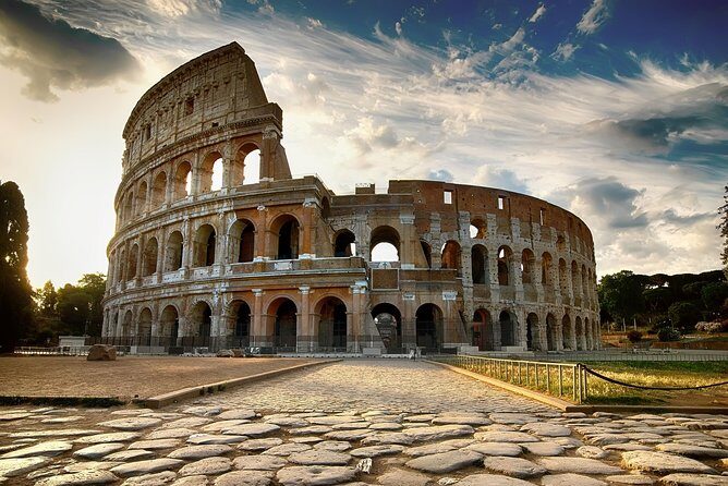 Colosseum and Roman Forum Guided Tour - Price and value: why $65.96 can be a smart buy