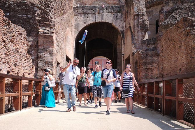 Colosseum Arena Floor Guided Tour- Up To 6 People - Pacing, photos, and the “you snooze, you lose” rule