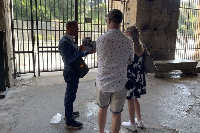 Colosseum Arena Private Tour with Access Forum and Palatine hill - Meeting point and ending where it helps