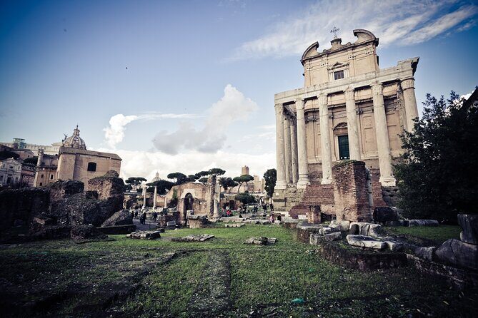 Colosseum Escorted Entrance Combo Pass with Open Bus - Price and Value: Why $60.56 Can Make Sense