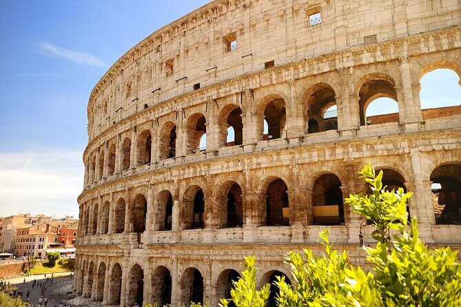 Colosseum Escorted Entrance Combo Pass with Open Bus - Audio Commentary: 12 Languages (and One Tech Reality Check)