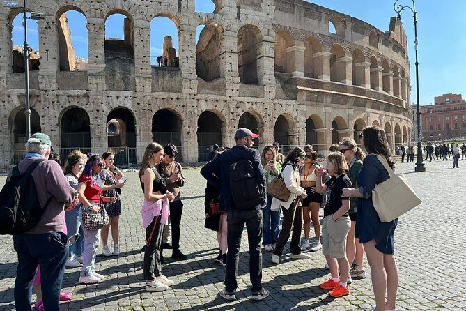 Colosseum Express Guided Tour - A one-hour express plan for the Colosseum
