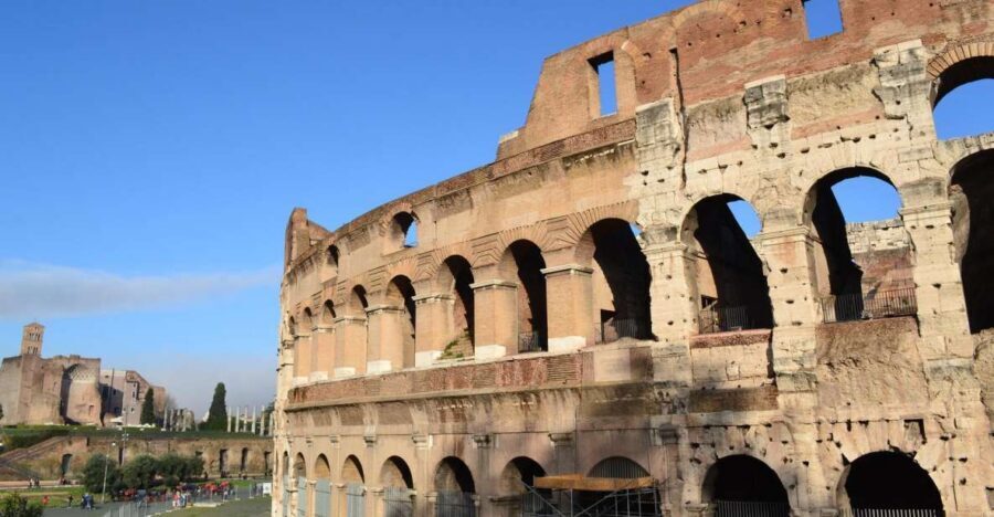 Colosseum Express Tour with Local Guide - Entering the Colosseum: gladiator, animal, and political storytelling