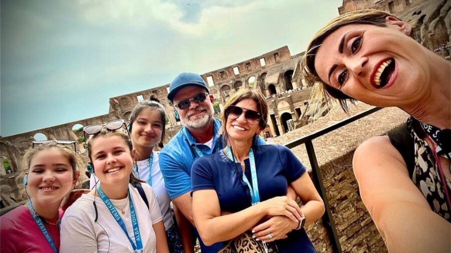 Colosseum: Gladiator’s Gate & Arena Floor Experience - Meeting at the Arch of Constantine: easy start, quick momentum