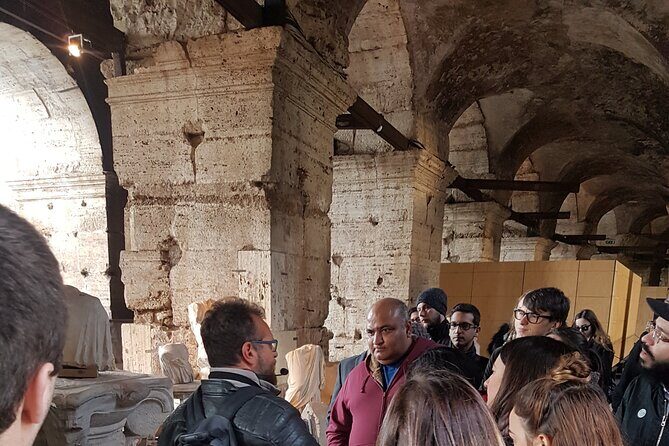Colosseum Guided Tour and Ancient Rome - Licensed guide + headsets: how you keep the story straight