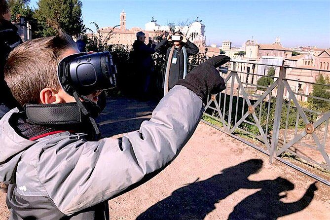 Colosseum guided tour with Virtual Reality - Meeting at Piazza del Colosseo, then starting with the Colosseum