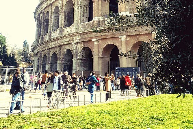 Colosseum guided tour with visit to the arena - Meeting at Via della Polveriera: Easy to Find, Still Take It Seriously