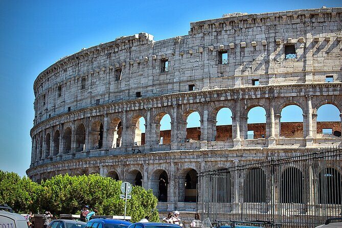Colosseum, Palatine and Forum tour with virtual guide - How a virtual guide changes the classic Colosseum plan