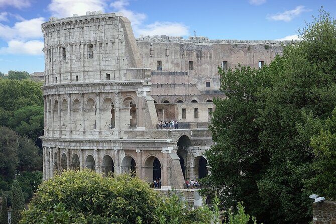Colosseum, Palatine and Forum tour with virtual guide - Entering the Colosseum: 2 hours with ticketed access