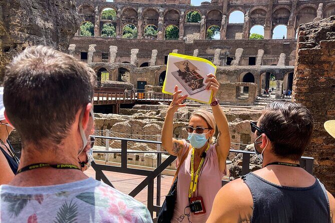 Colosseum, Palatine Hill and Roman Forum Group Tour - Best part of the walk: the Via Sacra into the Forum
