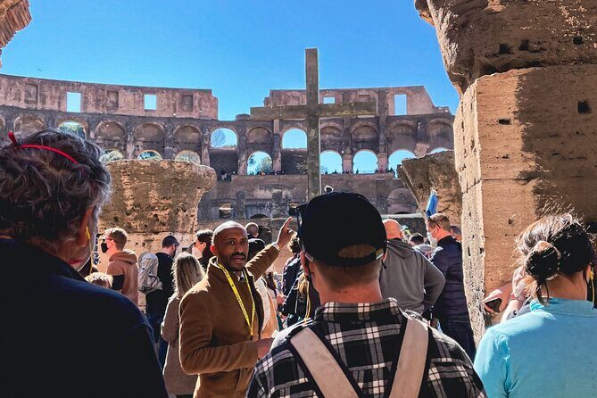 Colosseum, Palatine Hill and Roman Forum Guided Group Tour - How the 3-hour loop makes Roman ruins feel doable