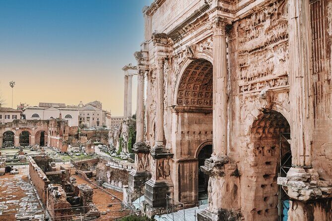 Colosseum, Palatine Hill and Roman Forum with Guided Tour - Tickets, headsets, and group size: why the small details matter