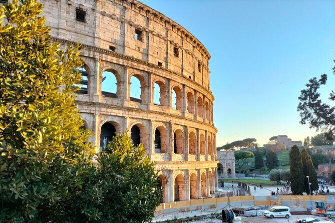 Colosseum, Roman Forum and Palatine Hill Guided Walking Tour - Meeting on Via del Colosseo and the reality of Colosseum security