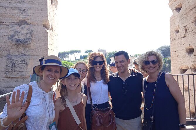 Colosseum, Roman Forum and Palatine Hill- Private Tour - Your guide experience: storytelling with real visual help