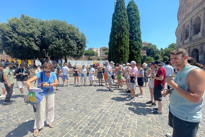 Colosseum Roman, Forum and Palatine Hill Tour - What the Guides Do: Humor, Context, and Keeping the Group Together