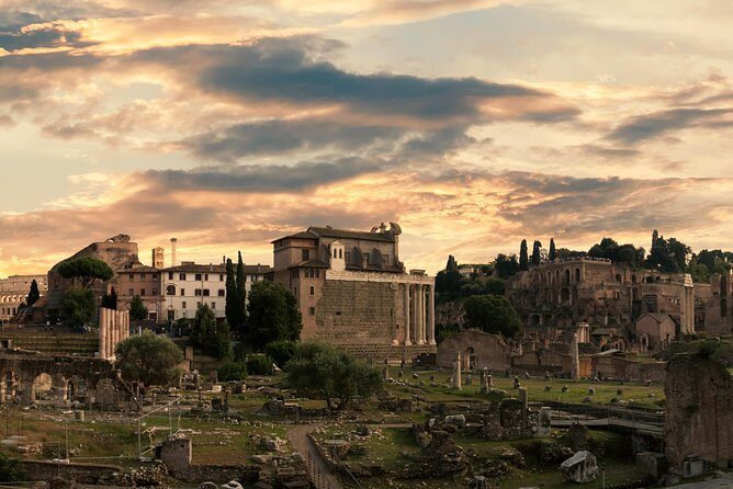 Colosseum, Roman Forum Guided Tour with Private Option - Timing, pace, and the August-in-a-sweatshirt reality