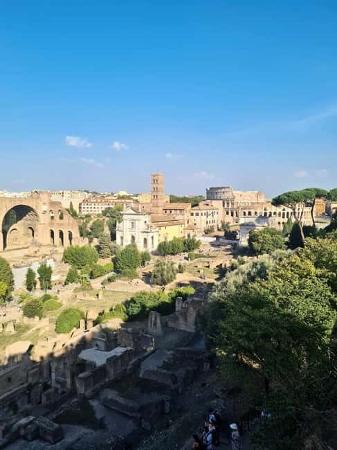 Colosseum, Roman Forum & Palatine Hill: AudioGuide & Host - AudioGuide App Reality Check: Phone + Headphones Required