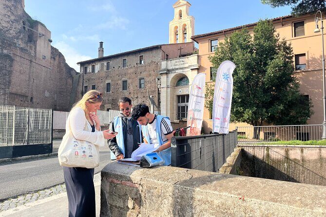 Colosseum, Roman Forum, Palatine & Mamertine Prison - Stop 3: Palatine Hill exploration for views and emperor-era context